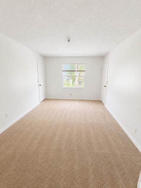 111 Fox Meadow Run, Jupiter FL - photo 6 of 13