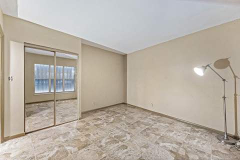 155 Yacht Club Drive #101, North Palm Beach FL - photo 8 of 49