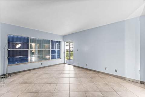 155 Yacht Club Drive #101, North Palm Beach FL - photo 11 of 49