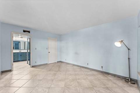 155 Yacht Club Drive #101, North Palm Beach FL - photo 12 of 49