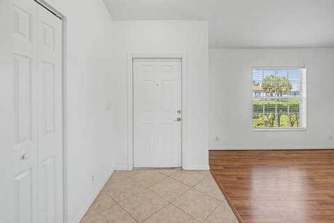 2585 SE Lakewood Street, Port St. Lucie FL - photo 13 of 32