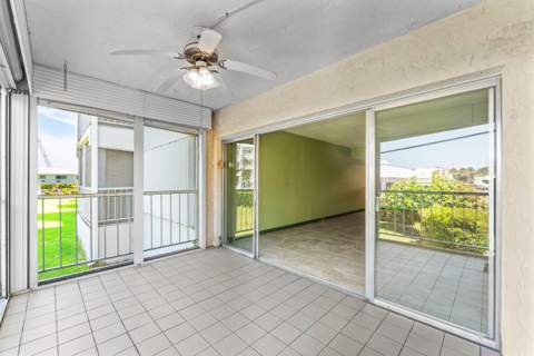 155 Yacht Club Drive #101, North Palm Beach FL - photo 17 of 49