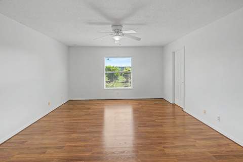 2585 SE Lakewood Street, Port St. Lucie FL - photo 18 of 32
