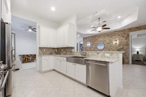 7225 Maidstone Drive, Port St. Lucie FL - photo 13 of 41
