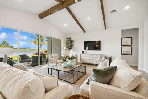 10153 NW Field Flower Trail, Port St. Lucie FL - photo 18 of 48