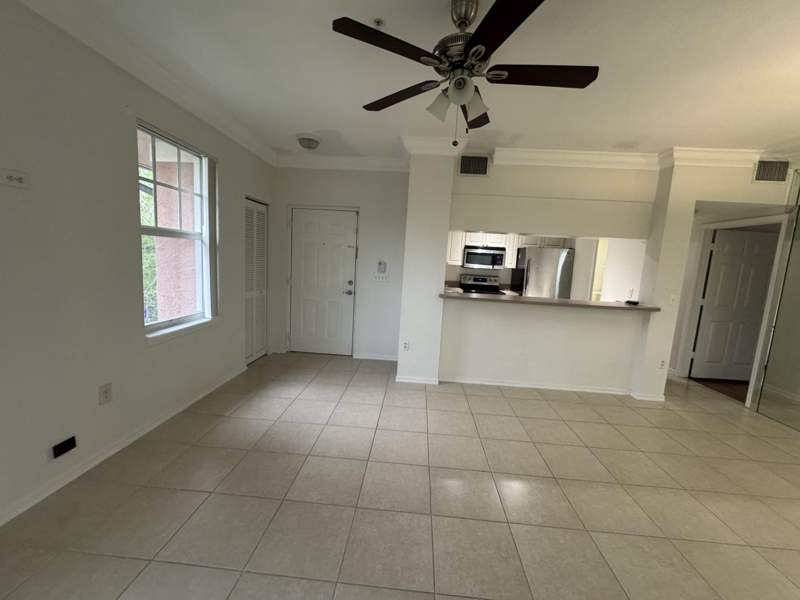 1 bedroom Condominium at 6650 W Sample Road #6650, Cypress Pointe At Coral Springs, Coral Springs — photo 4