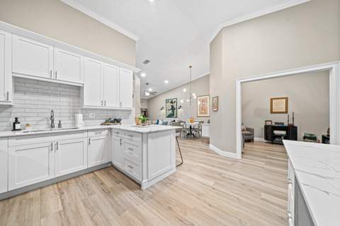 9444 Swansea Lane, West Palm Beach FL - photo 13 of 41