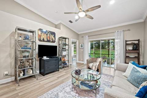 9444 Swansea Lane, West Palm Beach FL - photo 15 of 41