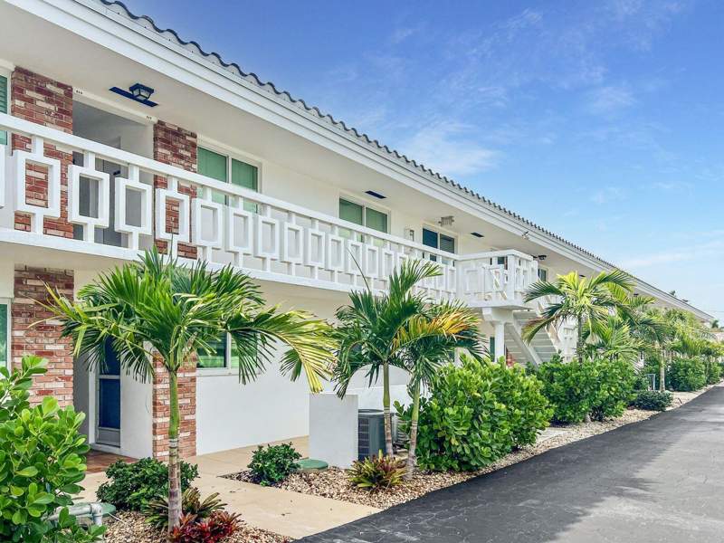 2 bedroom Condominium at 331 Tequesta Drive #216, Blair House Condo A, Tequesta — photo 3