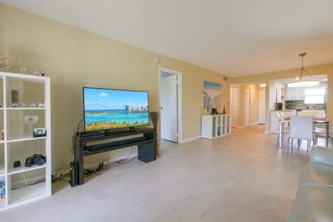 6080 NW 44th Street #Apt 414, Lauderhill FL - photo 6 of 52