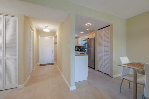6080 NW 44th Street #Apt 414, Lauderhill FL - photo 19 of 52