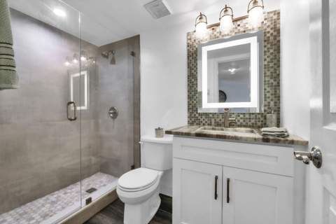 116 LAKE EMERALD Drive #101, Oakland Park FL - photo 15 of 43