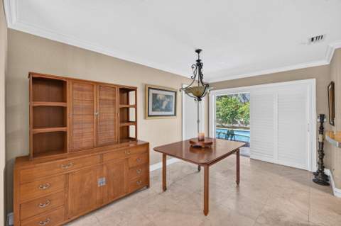 5581 NE 28th Avenue, Fort Lauderdale FL - photo 11 of 46