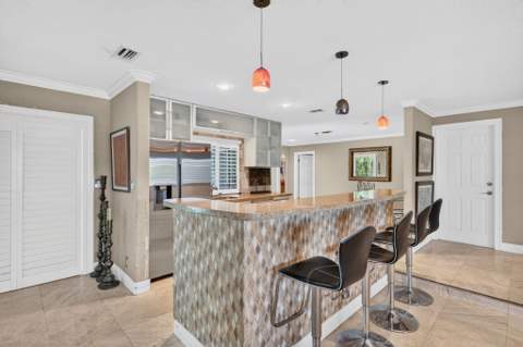 5581 NE 28th Avenue, Fort Lauderdale FL - photo 12 of 46