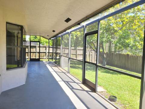 5460 Hawkes Bluff Avenue, Davie FL - photo 18 of 21