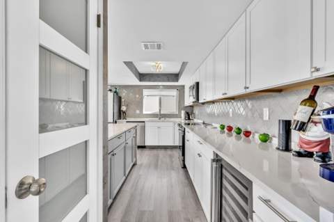 600 N Victoria Terrace, Fort Lauderdale FL - photo 24 of 47