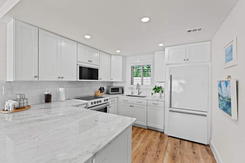 2 bedroom Condominium at 52 YACHT CLUB Drive #204, LANDINGS CONDO LT, North Palm Beach — photo 4