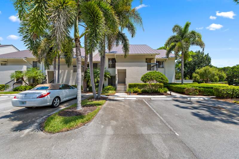2 bedroom Condominium at 6433 SE Brandywine Court #Unit 217, FAIRWAY APARTMENTS CONDO IN MARINER SANDS, Stuart — photo 2
