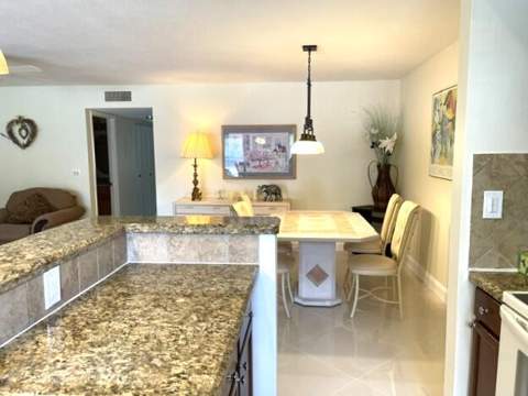 1315 High Point Way #B, Delray Beach FL - photo 6 of 52