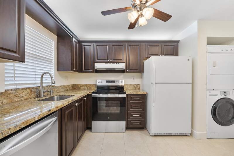 1 bedroom Condominium at 10444 NW 30th Court #307, Sunrise Lakes 165 Condo, Sunrise — photo 5
