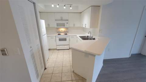 4163 N Haverhill Road #1203, West Palm Beach FL - photo 12 of 19