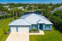 5 bedroom Single Family Residence at 2070 NW Pine Tree Way, Dutchers Estate, Stuart — photo 4