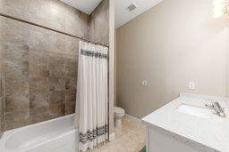 2070 NW Pine Tree Way, Stuart FL - photo 22 of 33