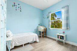 2070 NW Pine Tree Way, Stuart FL - photo 17 of 33