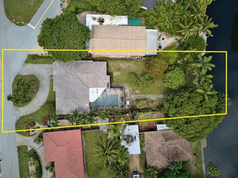3 bedroom Single Family Residence at 201 NE 29th Street, Almar Estates Resub, Wilton Manors — photo 3