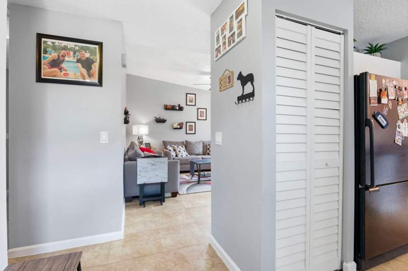2 bedroom Townhouse at 204 Meadows Drive, Meadows 300 1, Boynton Beach — photo 5