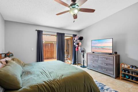 204 Meadows Drive, Boynton Beach FL - photo 17 of 43