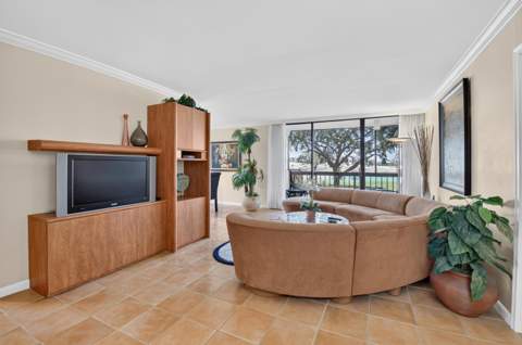 1721 Bridgewood Drive, Boca Raton FL - photo 9 of 66