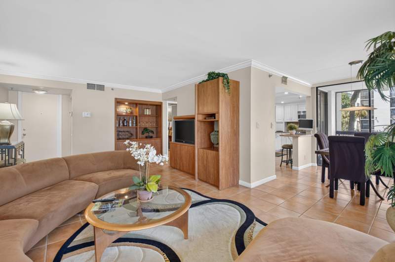2 bedroom Condominium at 1721 Bridgewood Drive, Bridgewood Midrise, Boca Raton — photo 1