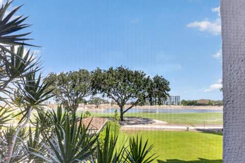 1721 Bridgewood Drive, Boca Raton FL - photo 13 of 66