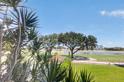 1721 Bridgewood Drive, Boca Raton FL - photo 16 of 66