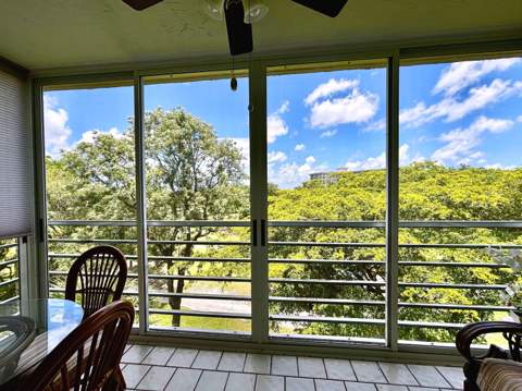 3930 Oaks Clubhouse Drive #506, Pompano Beach FL - photo 12 of 15