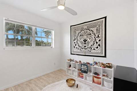 156 Granada Drive, Palm Springs FL - photo 13 of 23