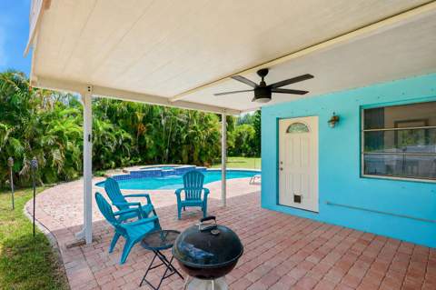156 Granada Drive, Palm Springs FL - photo 17 of 23