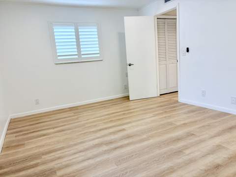 251 Flanders F, Delray Beach FL - photo 7 of 11