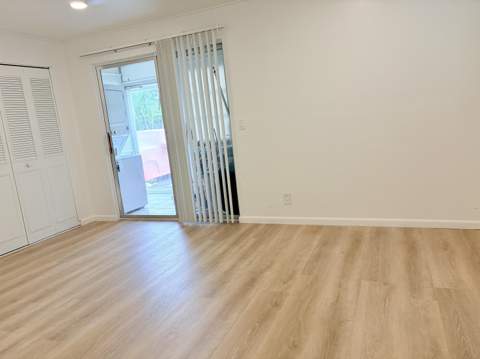 251 Flanders F, Delray Beach FL - photo 9 of 11