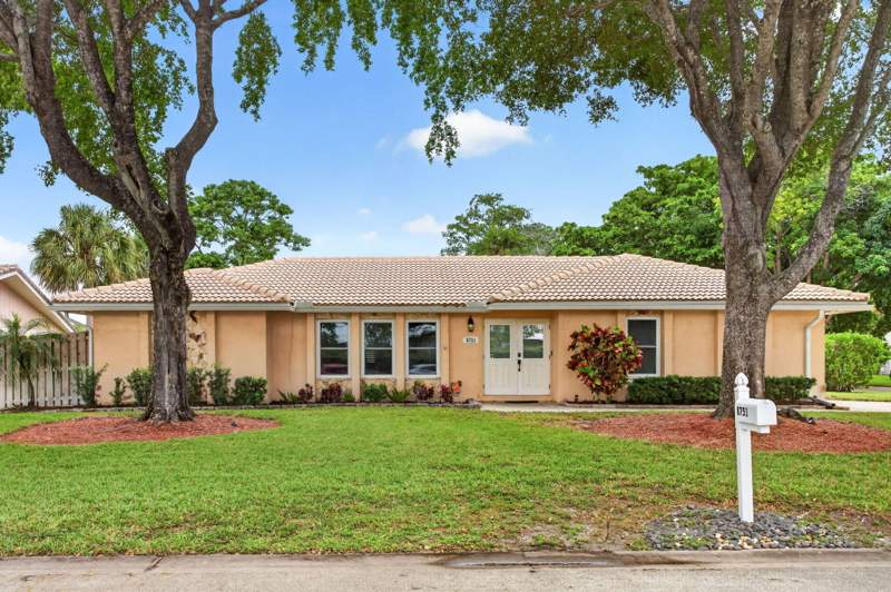 4 bedroom Single Family Residence at 8751 NW 19th Street, Ramblewood 76-49 B, Coral Springs — photo 1