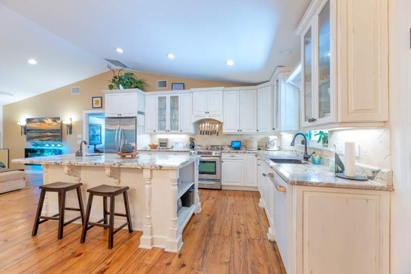 4 bedroom Single Family Residence at 304 SW Indian Groves Drive, Indian Groves, Stuart — photo 4