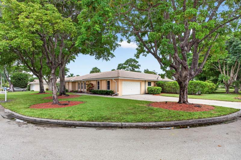 4 bedroom Single Family Residence at 8751 NW 19th Street, Ramblewood 76-49 B, Coral Springs — photo 4