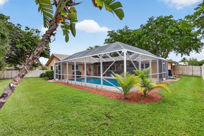 4 bedroom Single Family Residence at 8751 NW 19th Street, Ramblewood 76-49 B, Coral Springs — photo 3