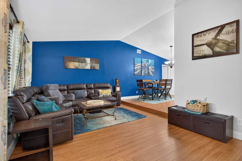 4 bedroom Single Family Residence at 8751 NW 19th Street, Ramblewood 76-49 B, Coral Springs — photo 3