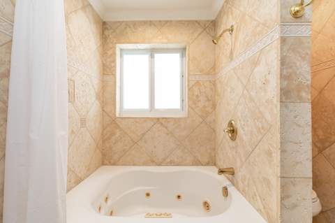2557 SW 14th Court, Deerfield Beach FL - photo 18 of 28