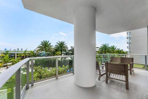 220 Lake Shore Drive #702, Lake Park FL - photo 23 of 44