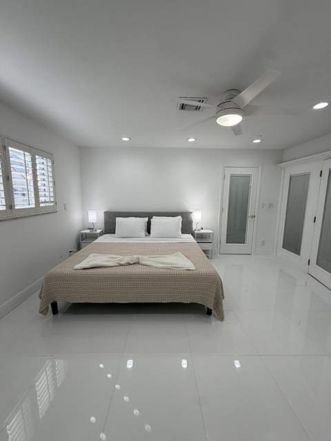 2557 SW 14th Court, Deerfield Beach FL - photo 11 of 28