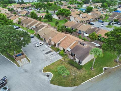 2062 SW 82nd Avenue, Davie FL - photo 15 of 23