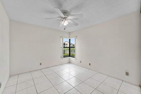 8577 Boca Glades Boulevard #A, Boca Raton FL - photo 20 of 33
